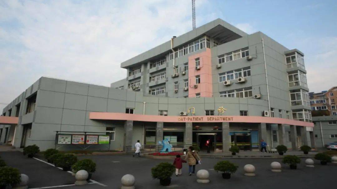 下月即将启用的安亭医院新院长啥样进来看