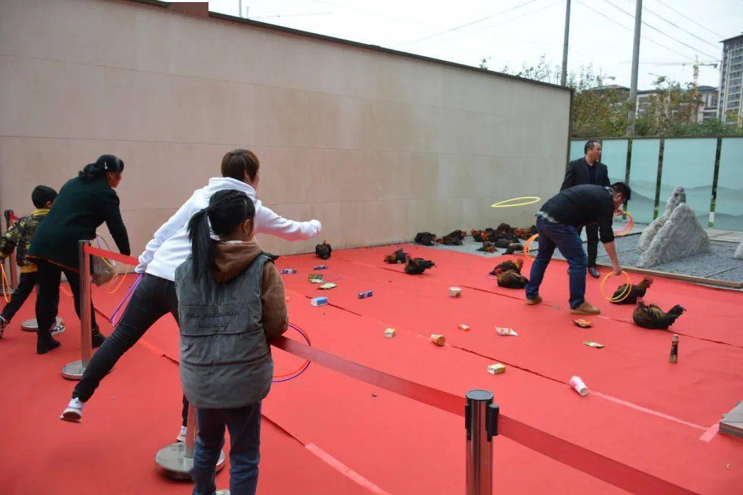 这是我见过最牛的套圈游戏服