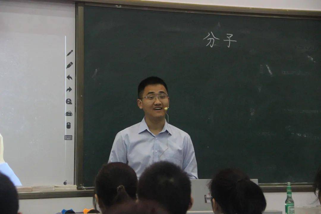 四川省李良名师鼎兴工作室到仪陇宏德中学开展送教活动_手机搜狐网