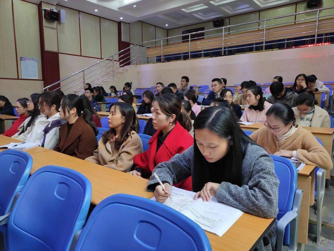 仪陇县2020年新教师到仪陇宏德中学开展跟岗学习活动