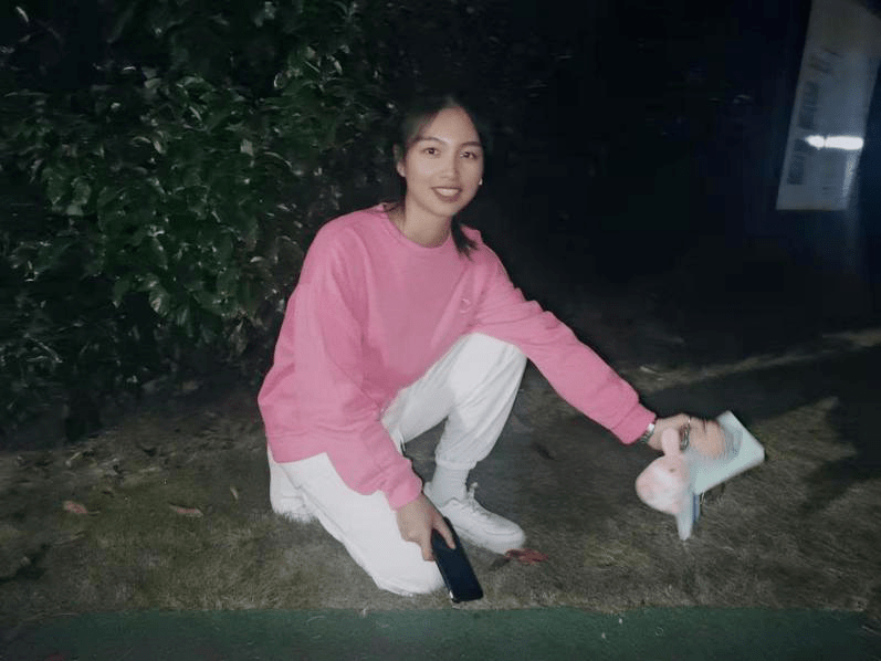 班级:商英3192姓名:吴凯丽//////////优秀学生干部荣誉榜我是王诗艳