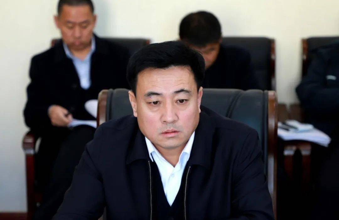 抚松县政府召开2020年第11次常务会议