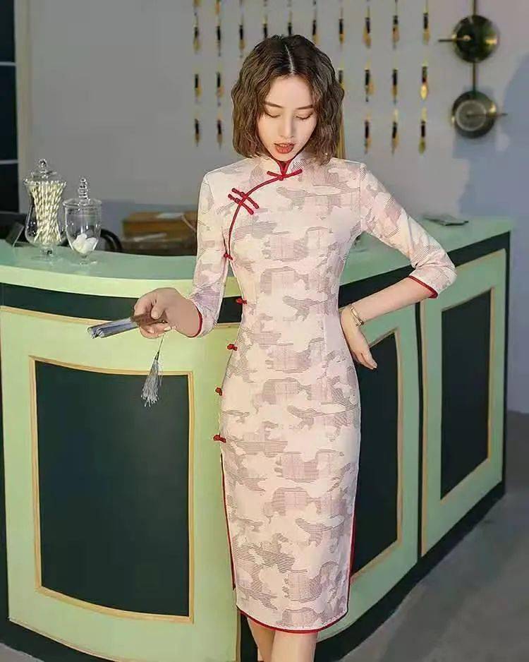 仙仙的旗袍,穿上能美爆一条街,不信你来看