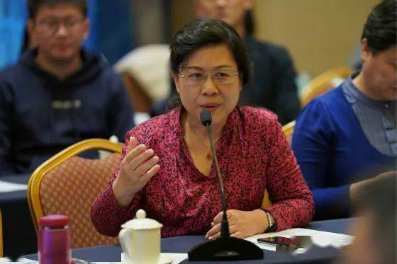 正保远程教育的教学专家和中华会计网校郭建华,杨闻萍,叶青,贾国军