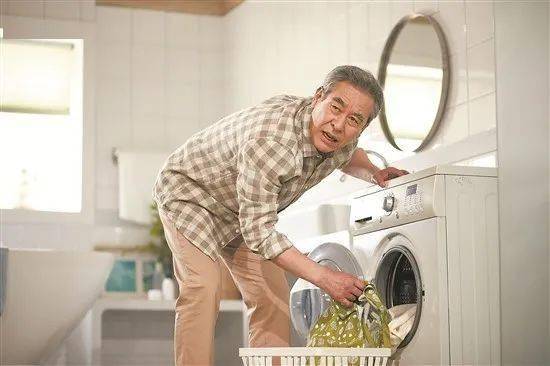 【正骨科普】老人常做家务对身体好?不一定!做好这些是前提