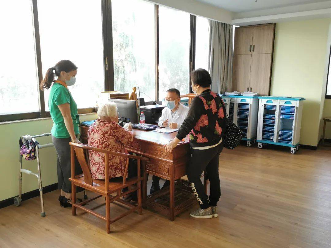 名医面对面越秀银幸携手广东省中医院专家团队为您服务
