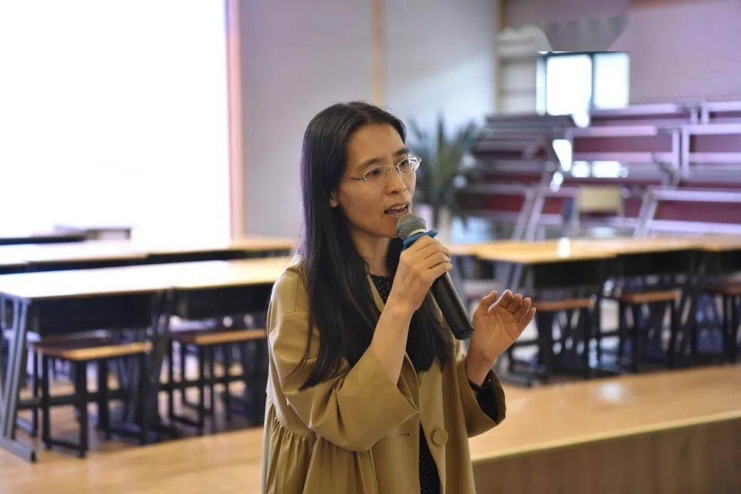 美育溢心田互联互动同课异构展风采