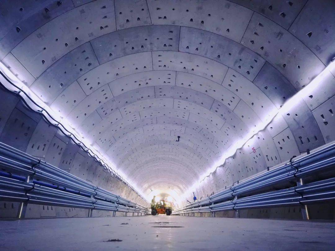 年度新闻宣传十佳项目67南京和燕路过江通道南段隧道深层次全视角讲