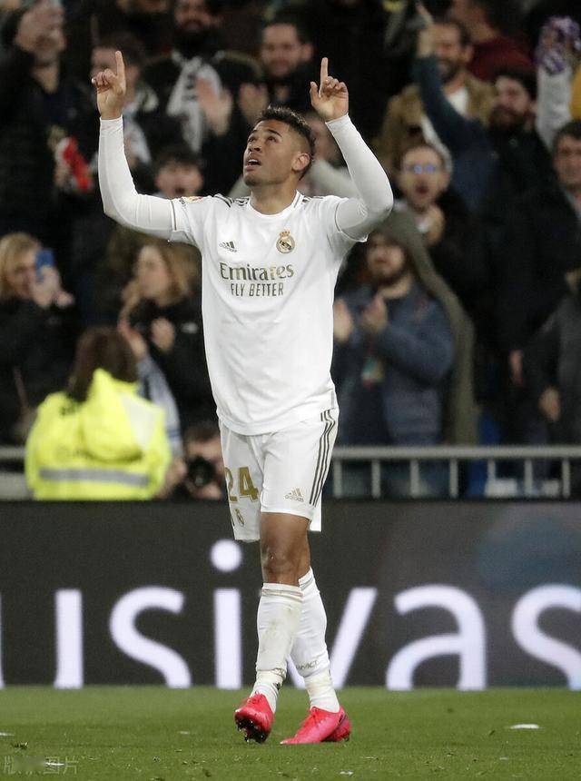 皇马出品真香米兰打算冬窗补锋线正计划引进皇马中锋马里亚诺