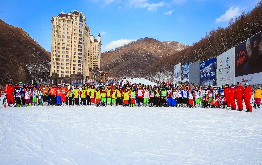 26万龙雪况|"地表最强"初级道--长龙道新开放,为滑雪小白量身定制!_km