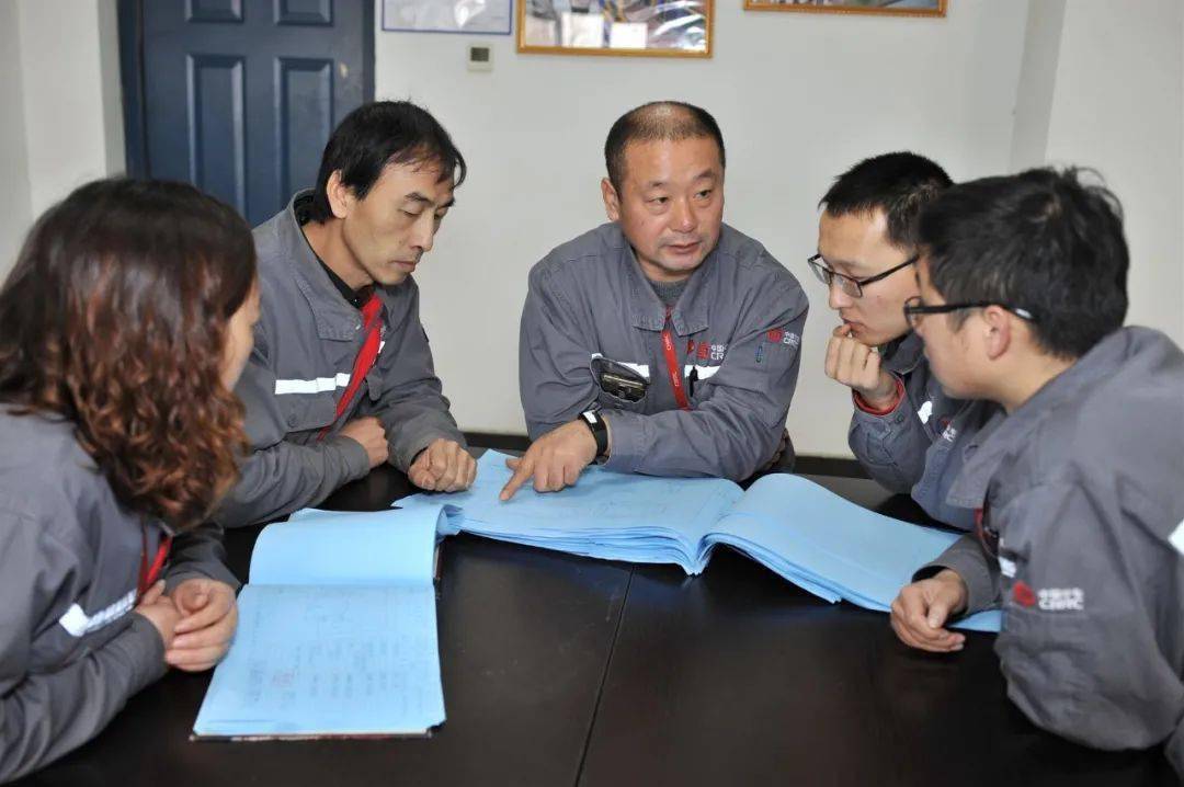 全国劳模刘志彬:焊花飞舞下的璀璨人生