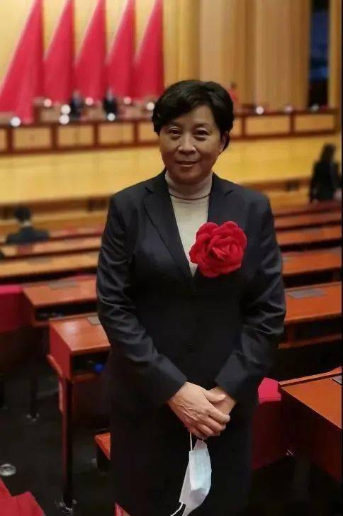 市委会党员林舟李秀兰荣获福建省抗击新冠肺炎疫情先进个人称号