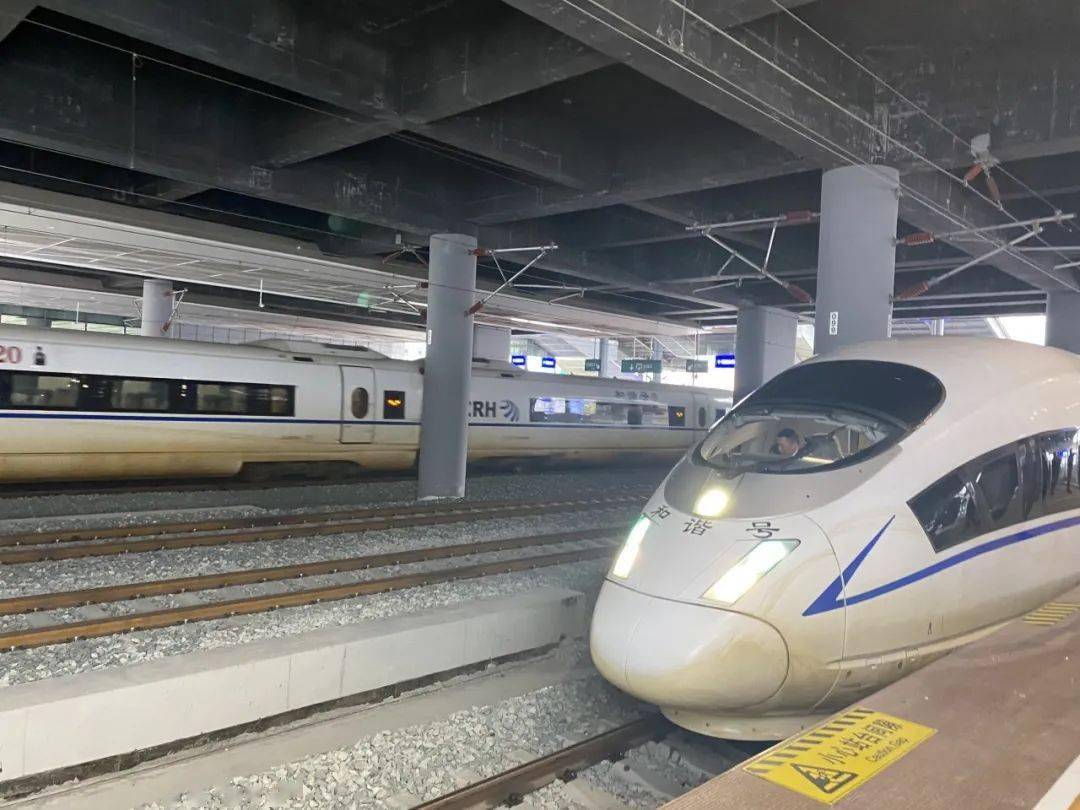 40分钟!南通 ⇄ 盐城!今起试运行!_列车