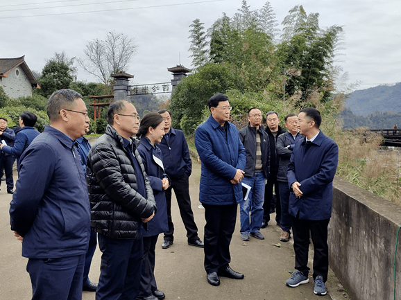 尧斯丹指出,当前正值今冬明春农田水利建设的重要时段,也是推进水利等