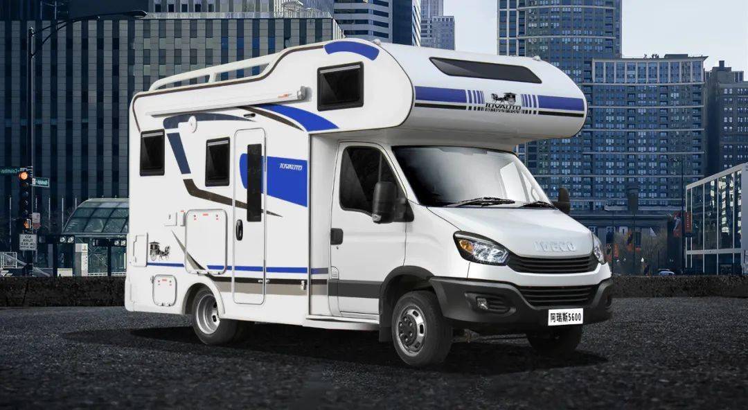 双12西安购车节巨威阿瑞斯5600美式内饰一键开启高端奢华旅居生活