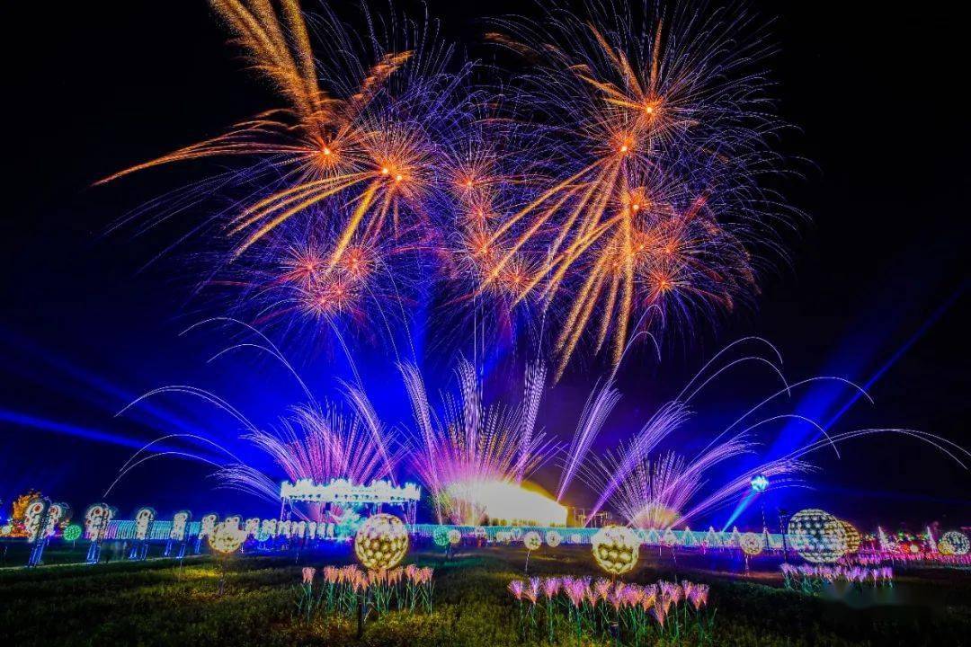 市鞭炮烟花产业发展中心供图在坚持周末焰火燃放的同时,浏阳烟花企业