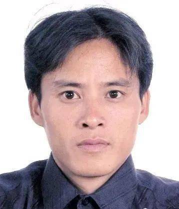 9月28日,贺州市平桂区人民法院作出一审判决,以组织,领导黑社会性质