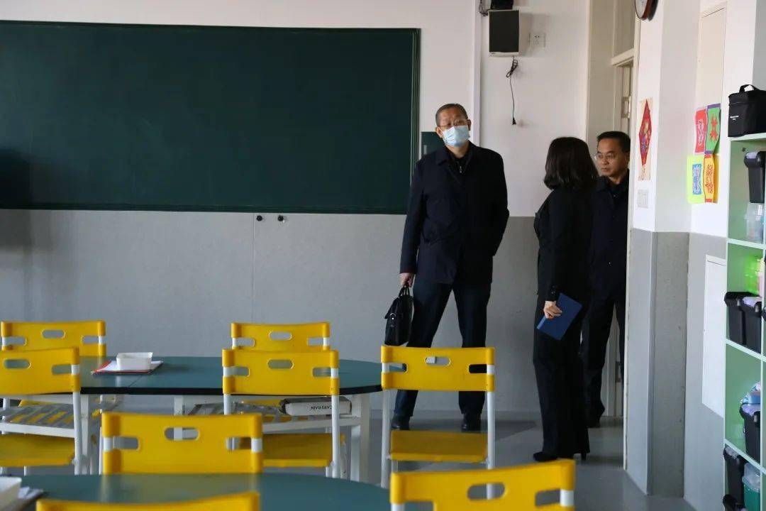 【第1773期】大连市教育局赵阳局长深入东师大连实验学校就教育体制