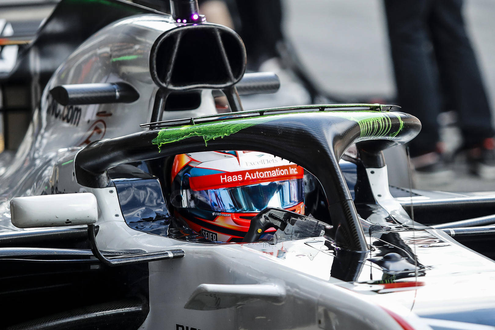 f1撞车奇迹生还事件:驾驶舱保护能降低现实车祸致死率吗?_halo