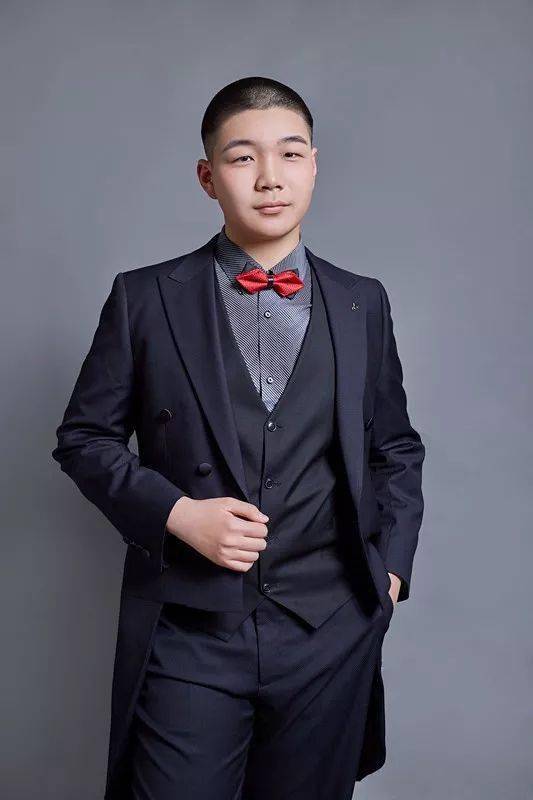 刘云厚大师莅临燕赵星童声合唱团排练指导燕赵星小朋友赴京参加"军委