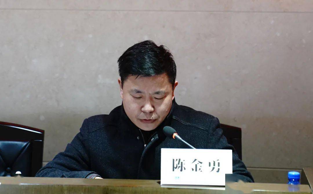 陈金勇从党和国家对安全生产的新要求,落实企业安全规章制度和安全