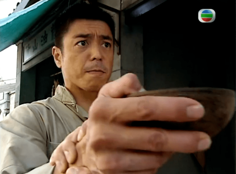 孽缘!欧瑞伟与何启南斗足12年,三部剧饰演死对头,默契无间