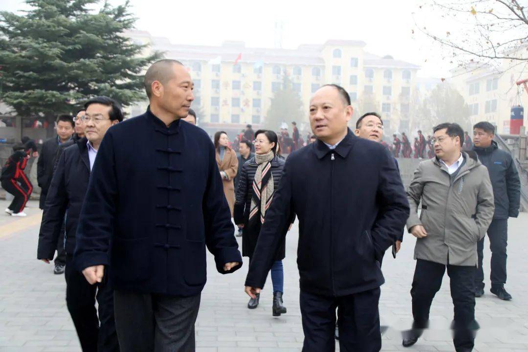 欢迎丨中原区教育局党组书记,局长吴晓昊一行莅临少林延鲁教育集团