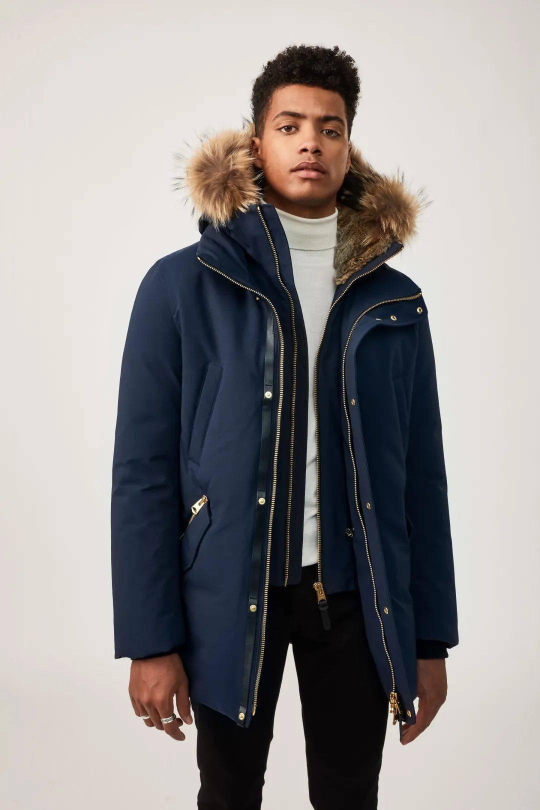 mackage时髦不费力的冬日穿搭指南来啦