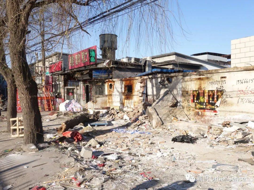 "结合部"城市主义_城乡