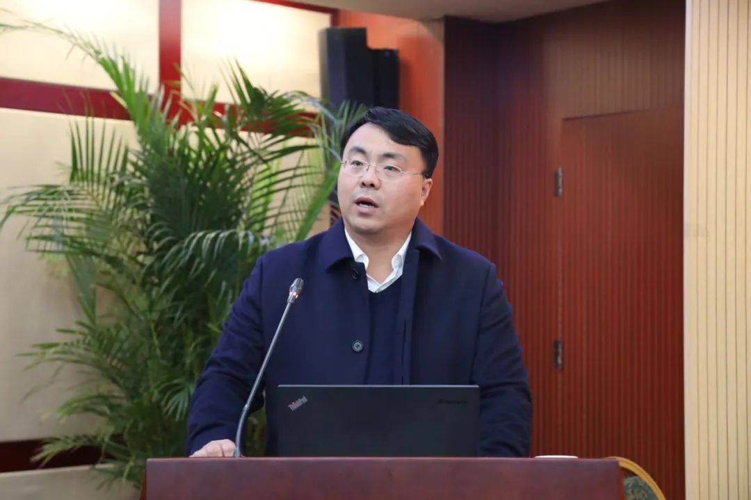 涉县组团到清华大学"加油充电"