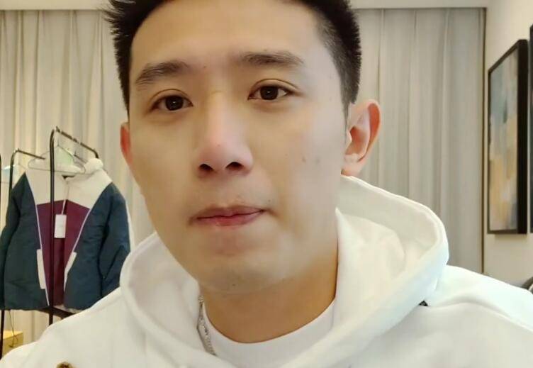 斗鱼海王男主播自曝约过五位以上女主播其中一个代号是蘑菇