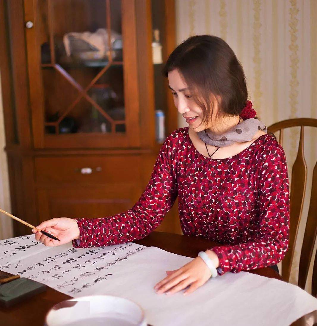 这些人美字美的人给你什么感觉