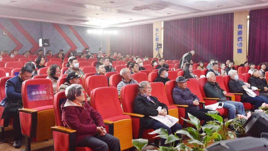 桃李芬芳一甲子徐泾中学风雨兼程六十载