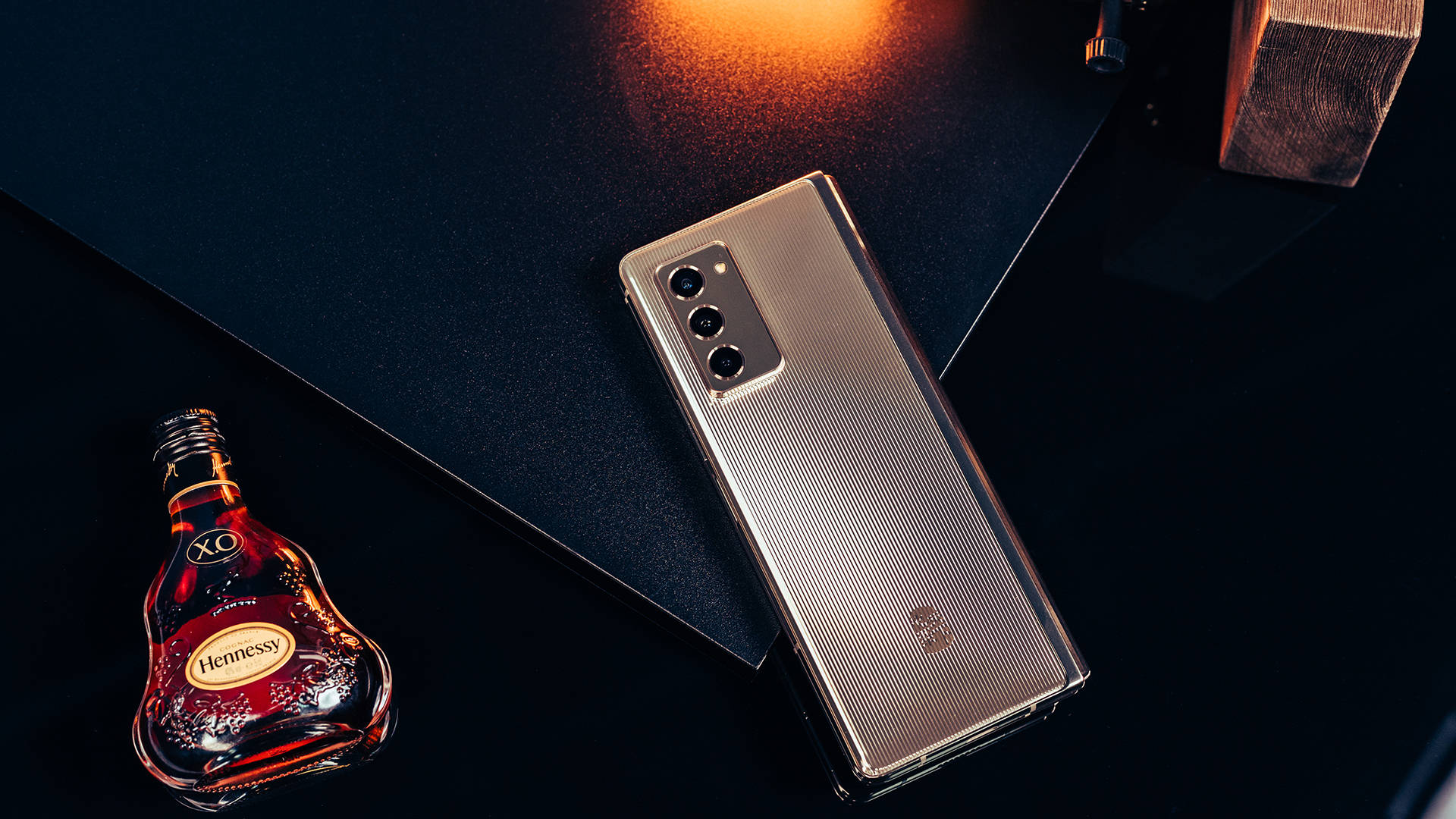 尊奢质感 心系天下三星w21 5g 图赏