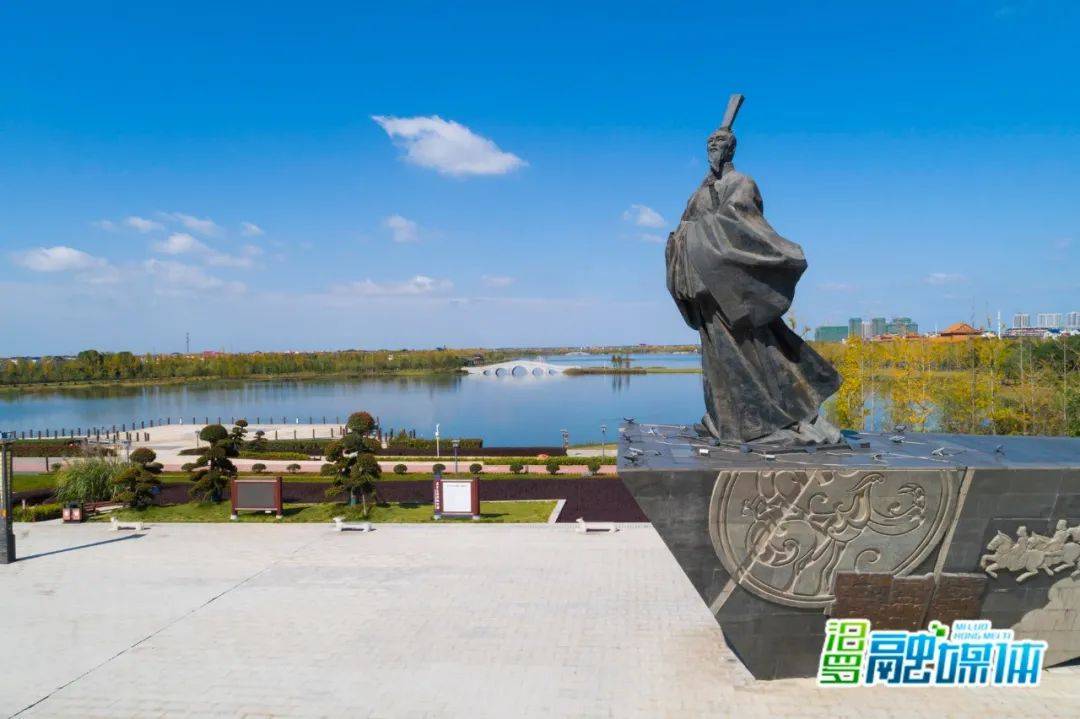 图|屈子公园,冬日暖阳"银杏黄"_汨罗