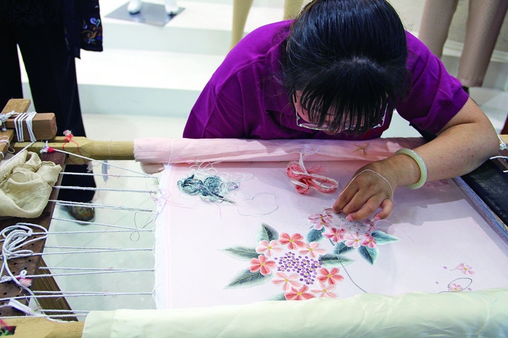 江南·百镇 | 震泽:太湖畔因蚕桑而生的丝绸名镇