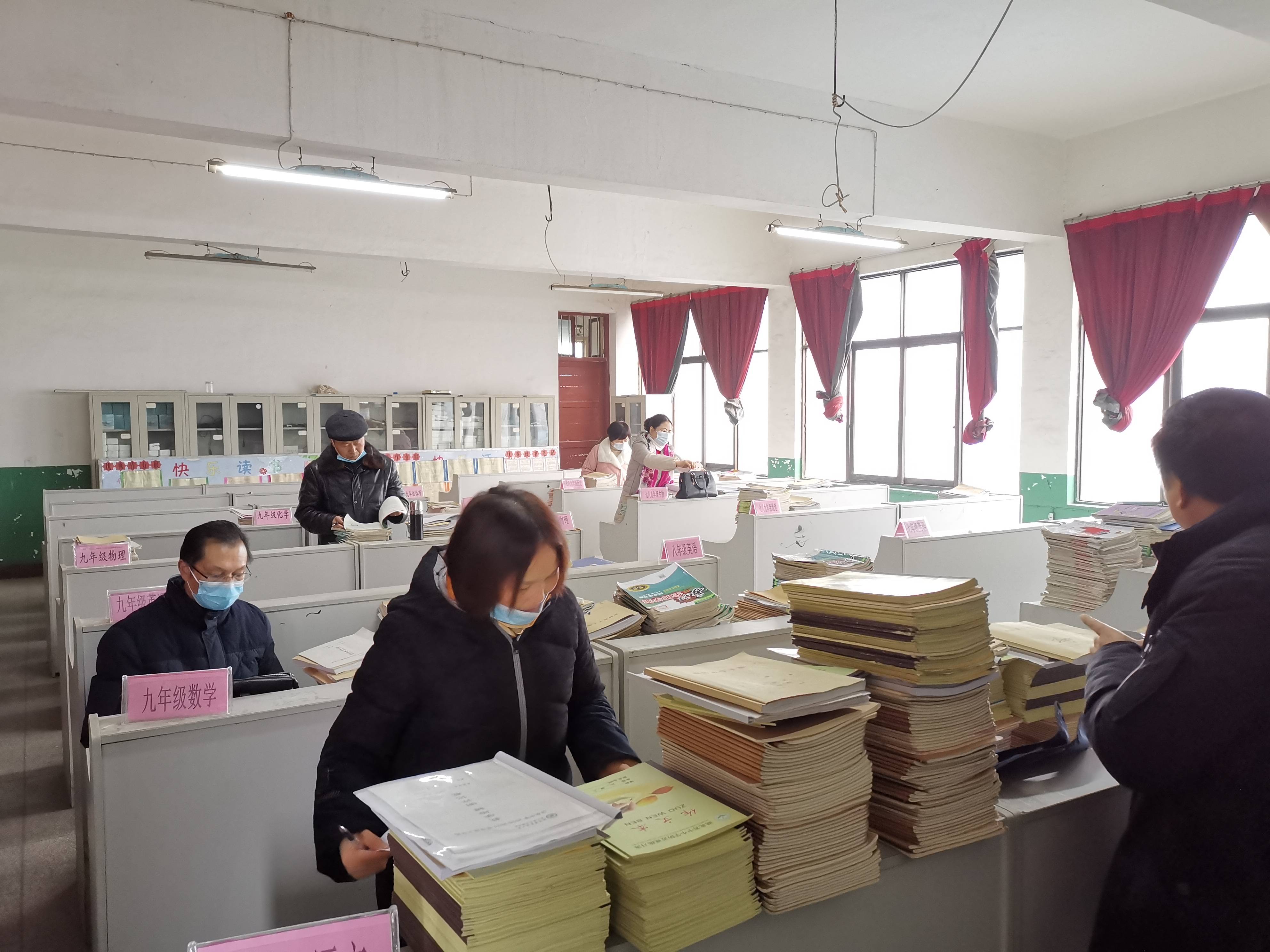 汉川市教育局督导组到分水中学开展教学常规督导