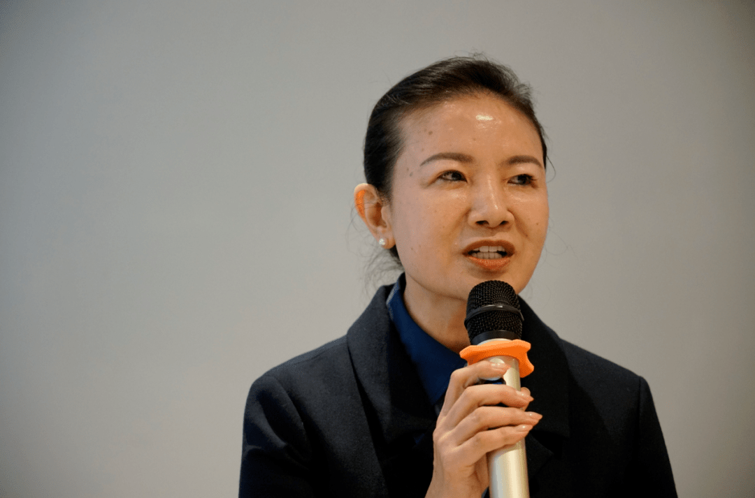 刘凌"我们看到了政府对于学前教育的支持和投入,包括幼儿园配套设施