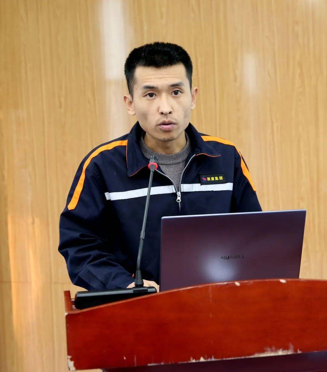 冯韧 来自搜狐网