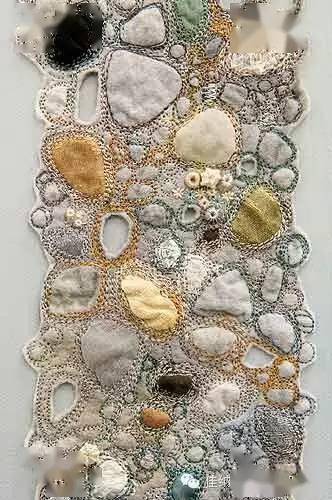 牛人用布料拼贴作画面料拼贴再造肌理