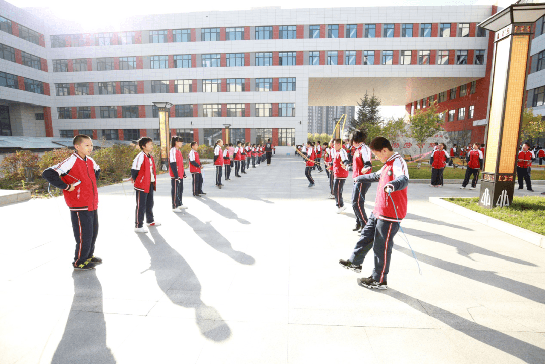长春市十一高中北湖学校:树百姓口碑 办有家国情怀的学校