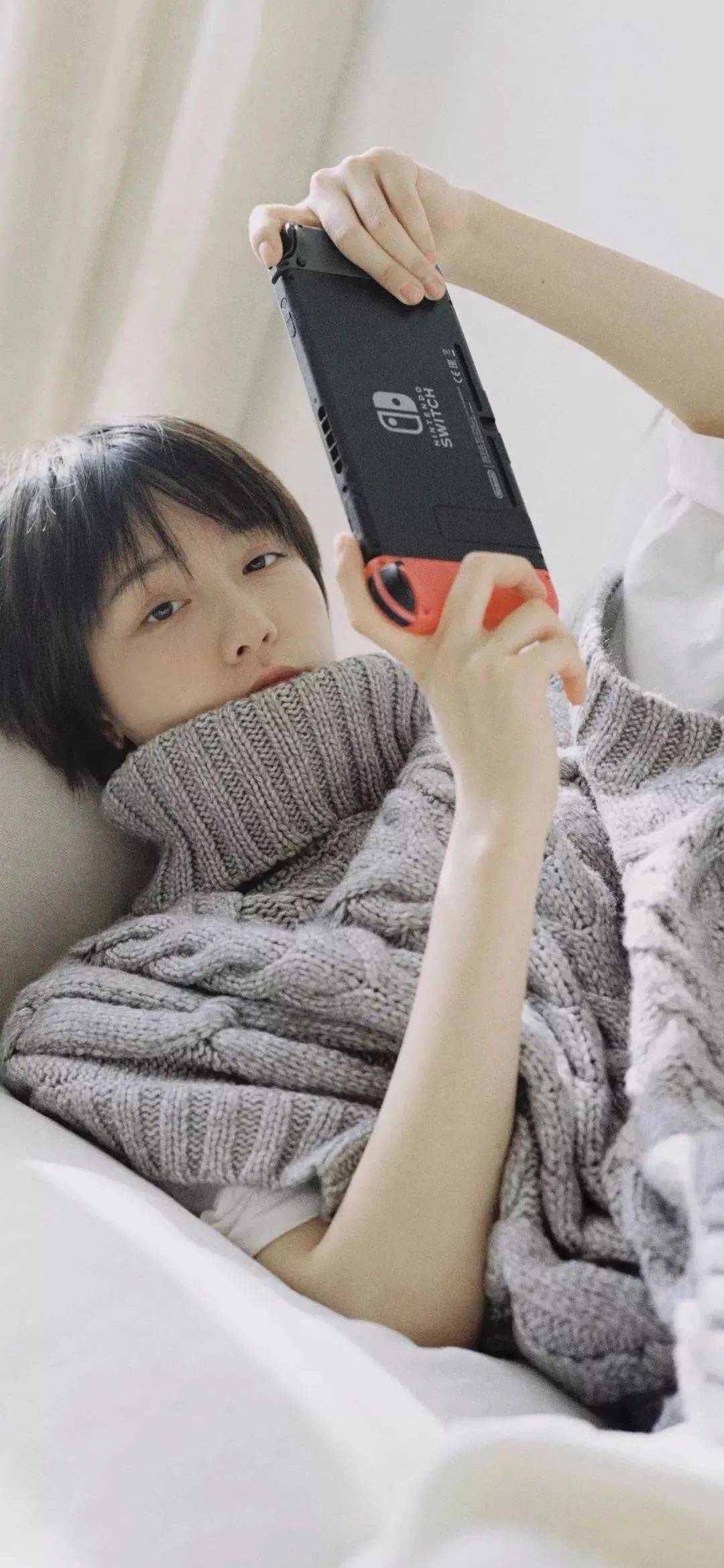 女神诸葛大力晒jk袜照被质疑整容曾因爱情公寓5风靡一时还记得她吗