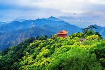 麻山有深厚的历史文化底蕴,传说为"阳伯雍无终山终于处,山顶原有清