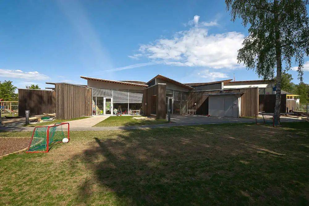 幼儿园环境设计挪威solrosen幼儿园