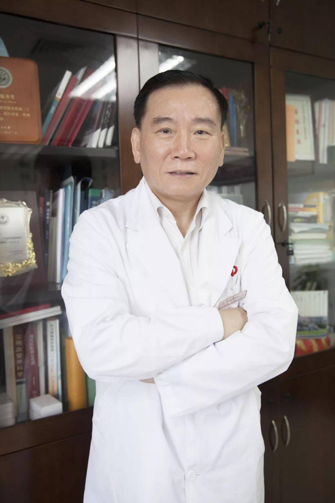 王深明血管腔内治疗血管外科新时代