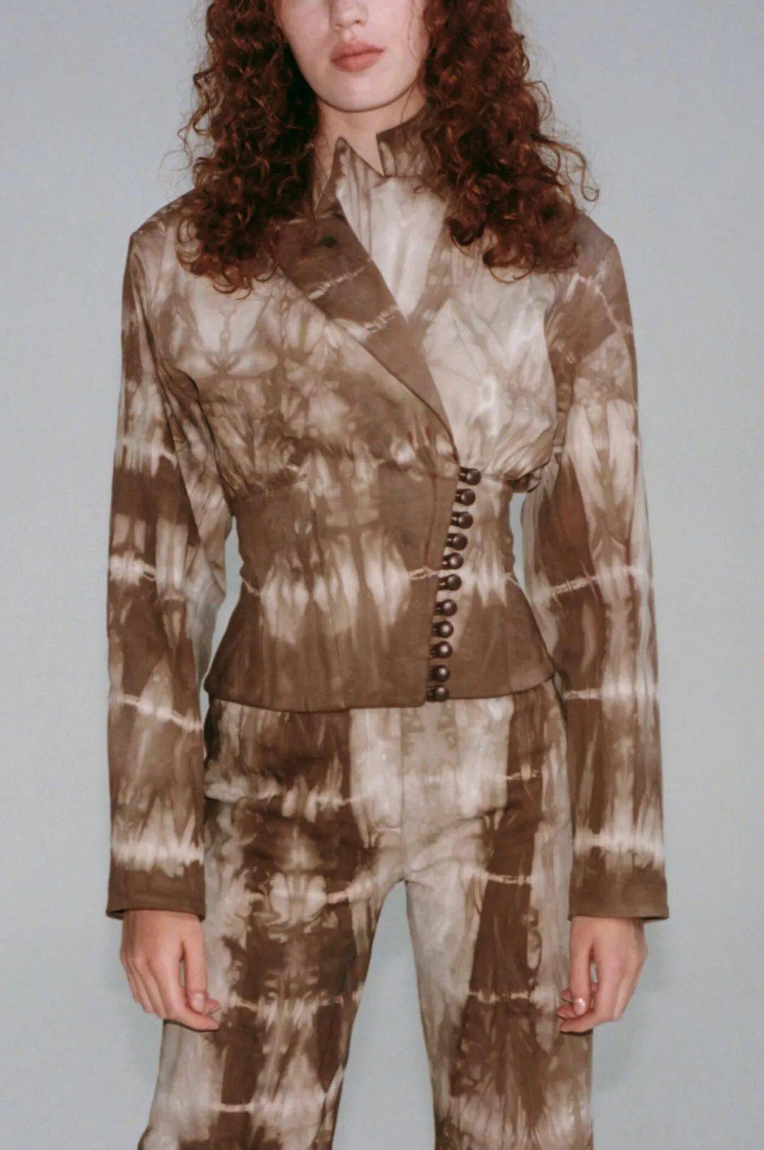 扎染教程制作独一无二的扎染时尚