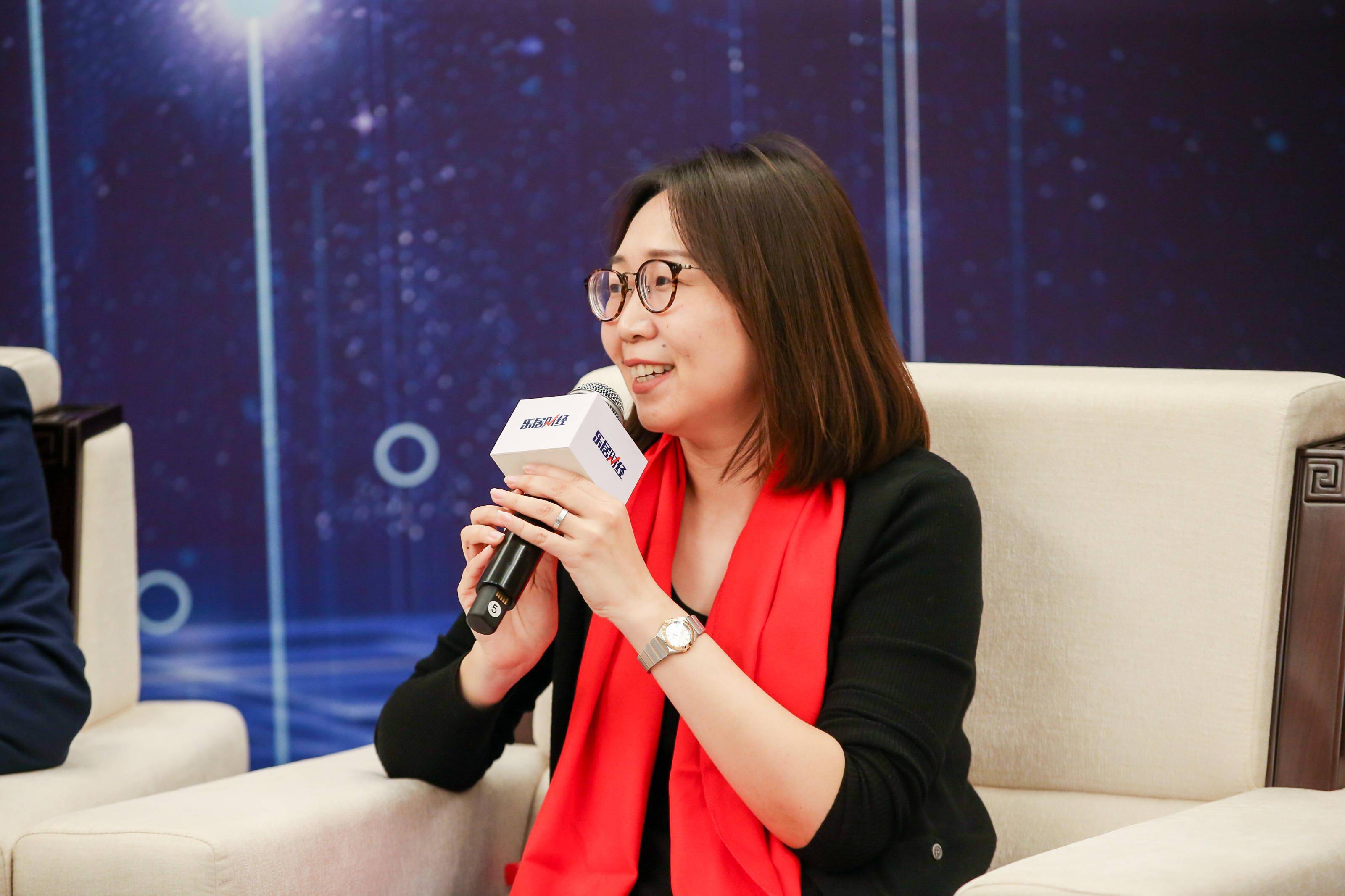 卓越商企服务郭莹打造围绕资产及服务全链条的双平台