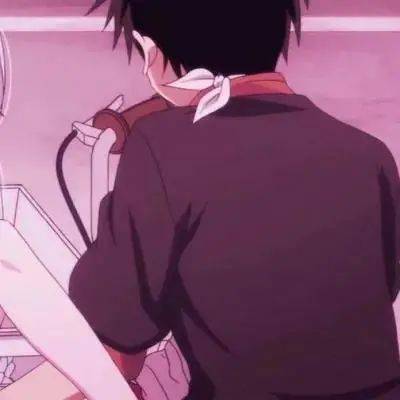 头像我想要的生活很简单当我想买一件东西时打开钱包一看钱够6767