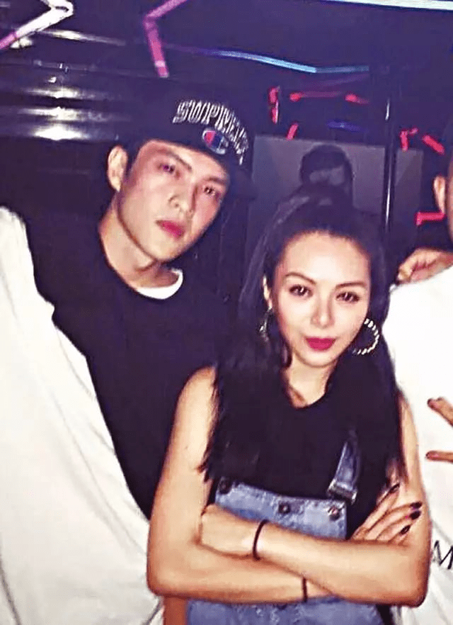 担心她变成下一个看男人眼光不行的女明星?_mark