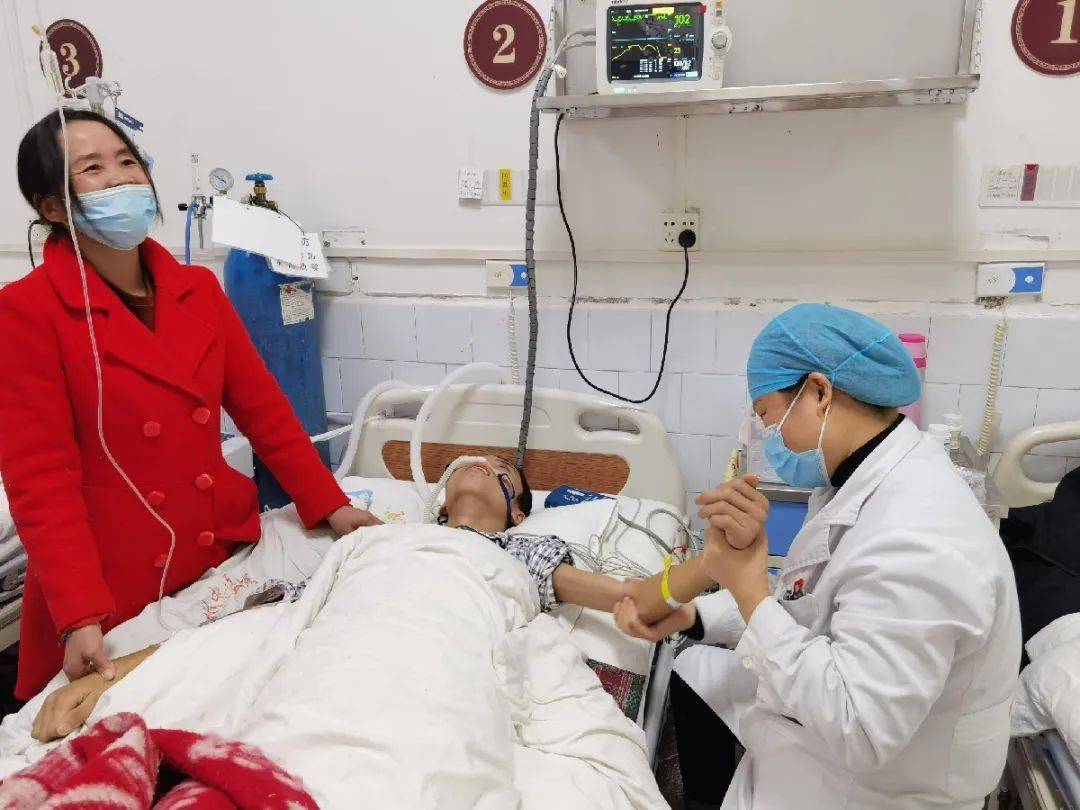 奇迹——黔南州中医医院全力救助一氧化碳中毒致意识障碍患者_张医生
